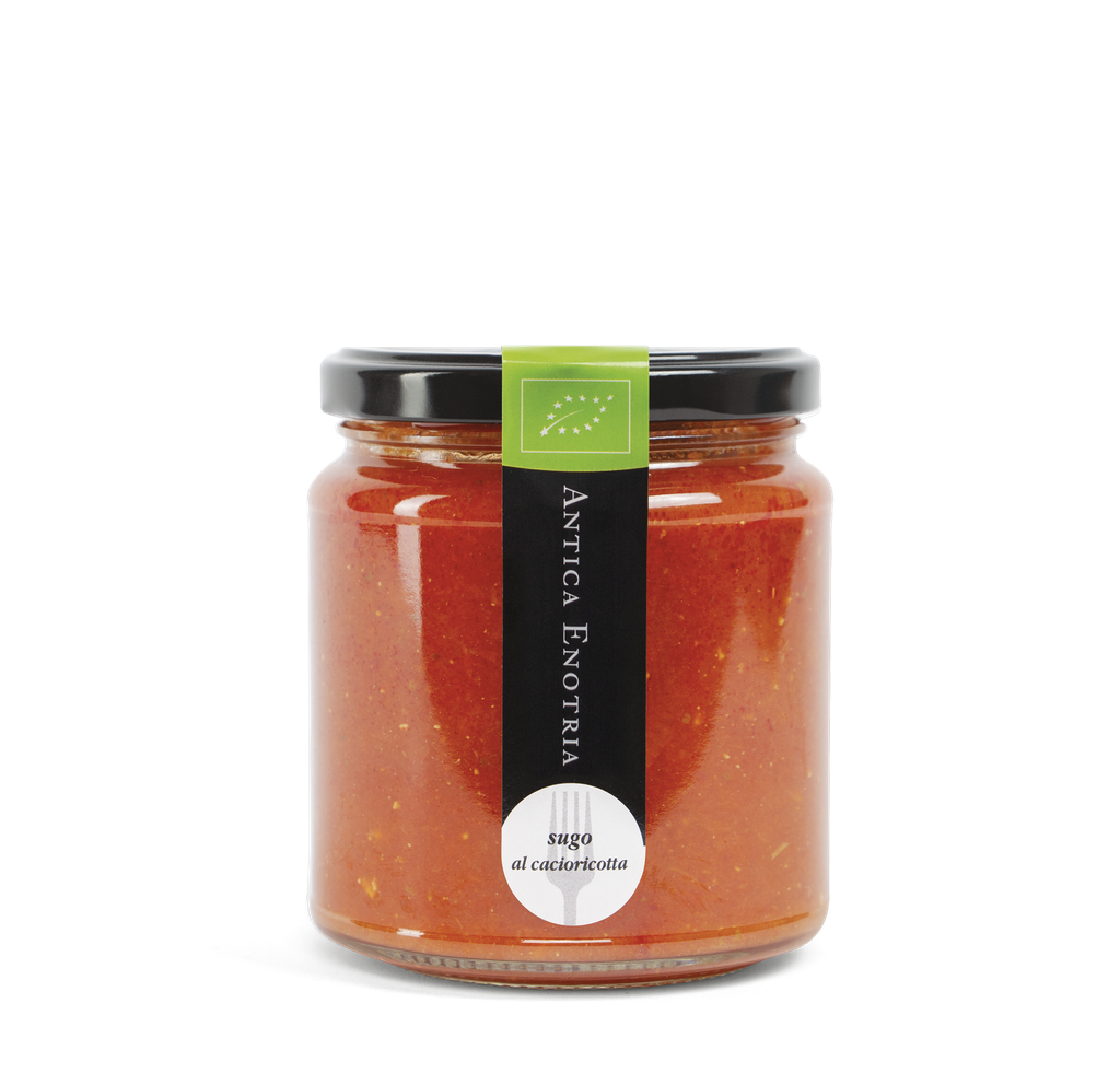 Tomato sauce with cacioricotta